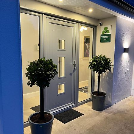 The Hillcrest, Luxury Accommodation In Castleblayney Town Exterior foto